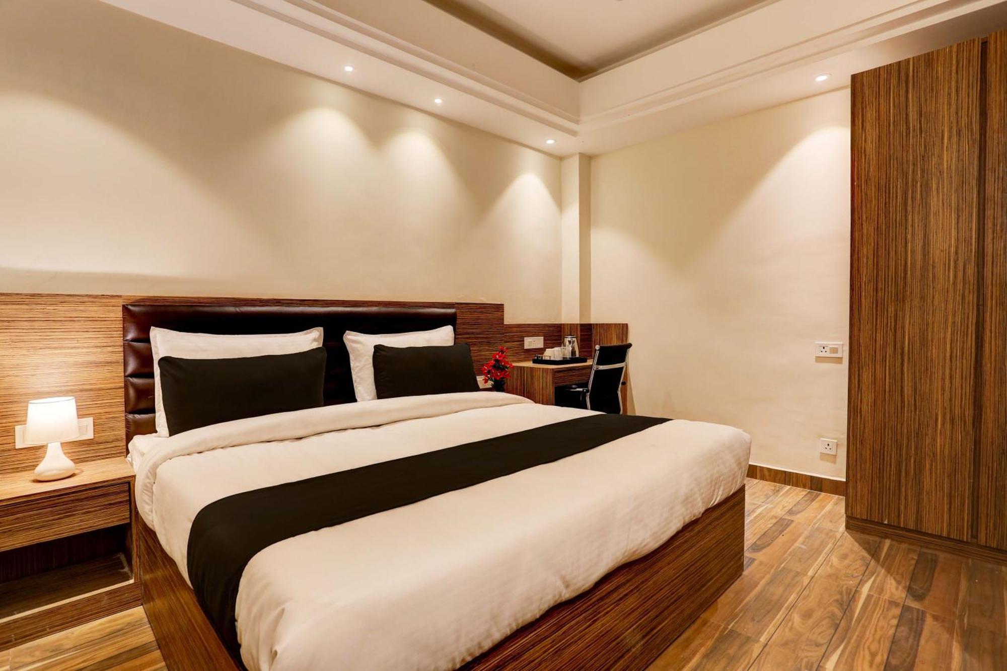 Collection O Stargaze Hotel Kanpur Luaran gambar